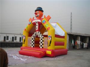 China Funny Giant Inflatable Jumping Castle Fire Resistant For Outdoor on sale