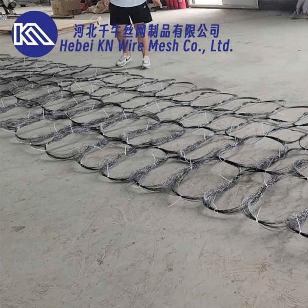 MZP Low Visibility Wire Obstacle 0.5mm-0.9mm Steel Mesh Barrier