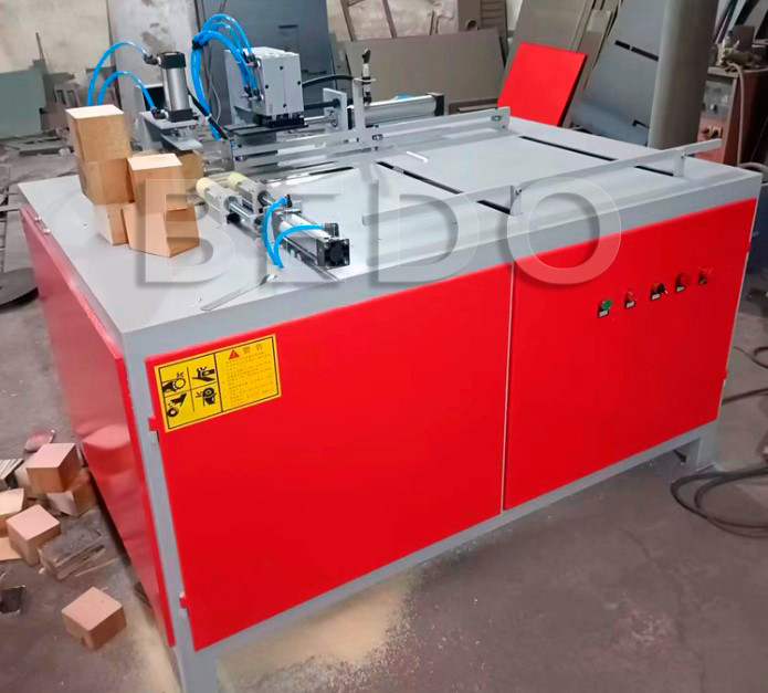 Lightweight Sawdust Wood Block Cutting Machine Customizable