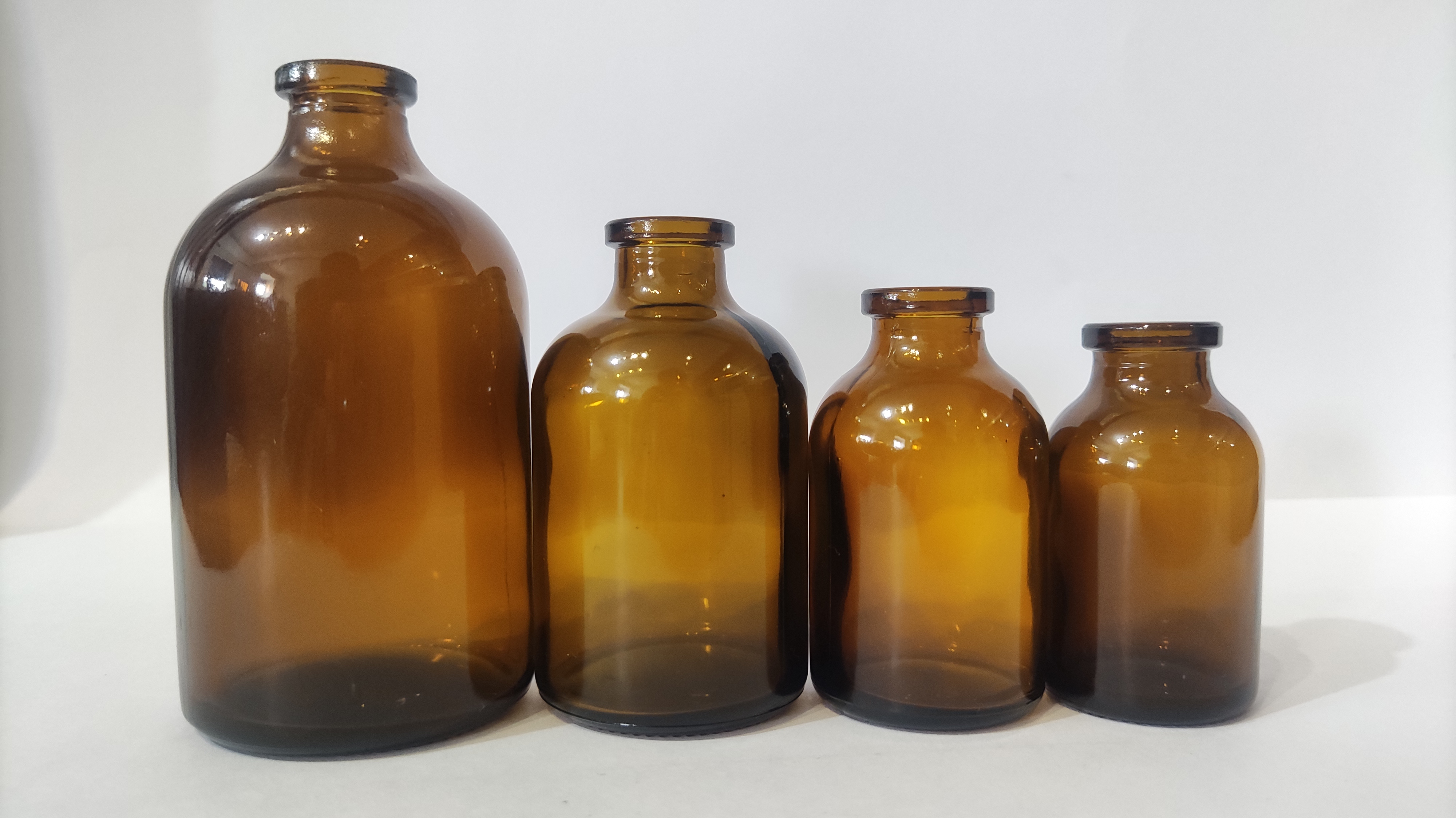 Hot Stamping Glass Molded Vials For Antibiotic Packaging 20ml 30ml 50ml 100ml Body Material Glass