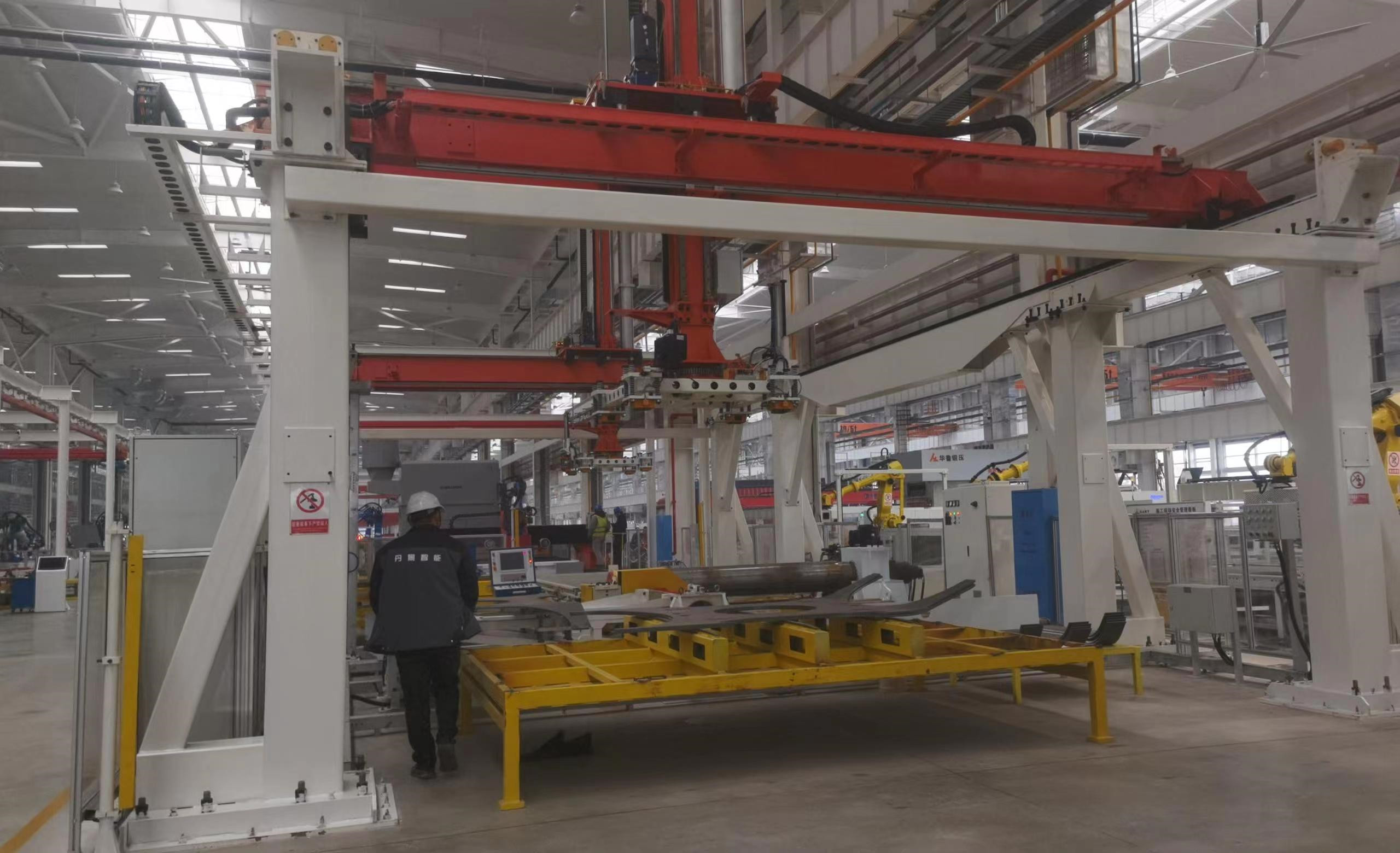 Manufacturer of automatic punching and shearing machine for steel mold channel steel angle steel