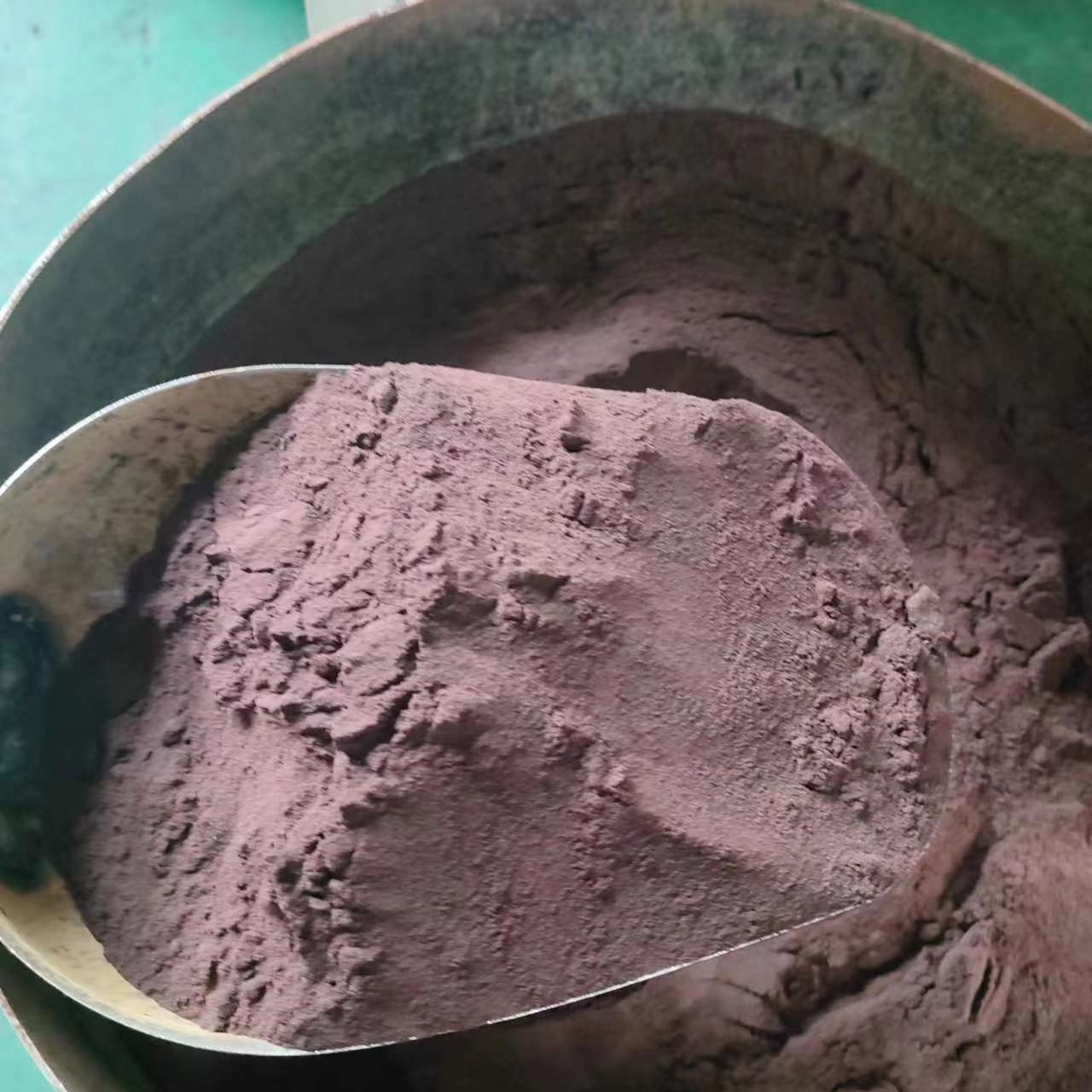 Dark Reddish Brown Solid Powder Non-Spray Dried Duck Blood Cell Protein Powder Is Made By Spray Drying Of Fresh Duck Blo