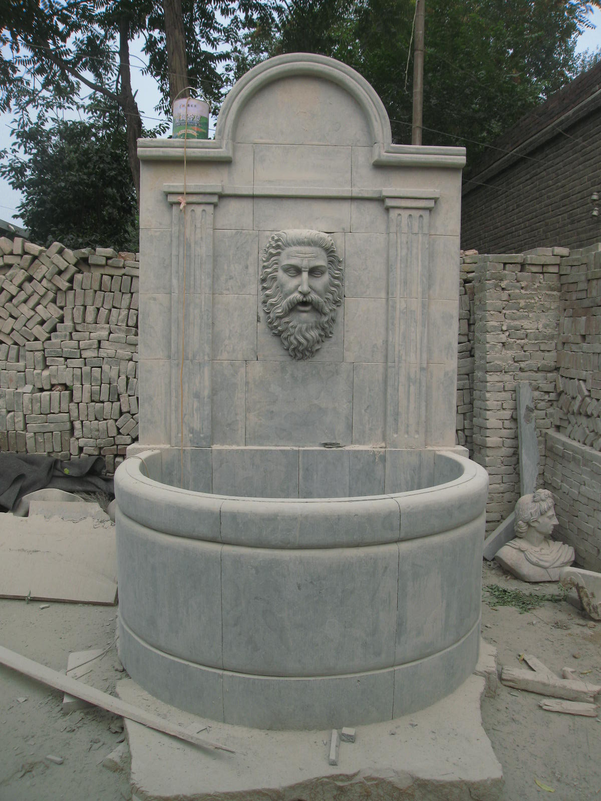 Antique Lion Head Stone Marble Water Wall Fountain Outdoor