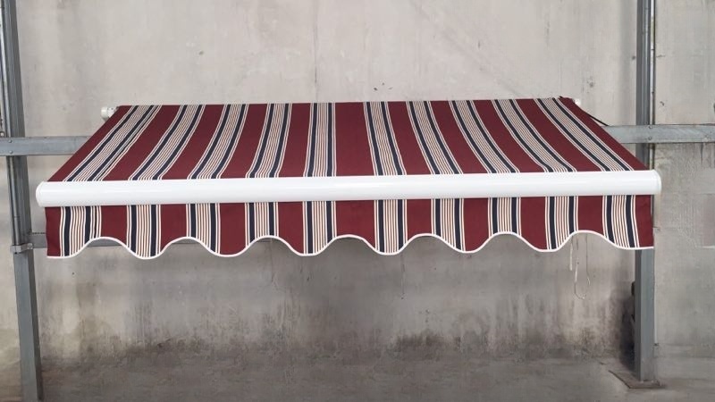 Outdoor Balcony Sunshade Strong Motorized Open Retractable Awnings
