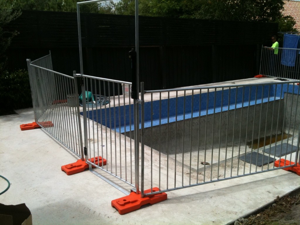 1200mmx2400 Temporary Pool Fencing Melbourne
