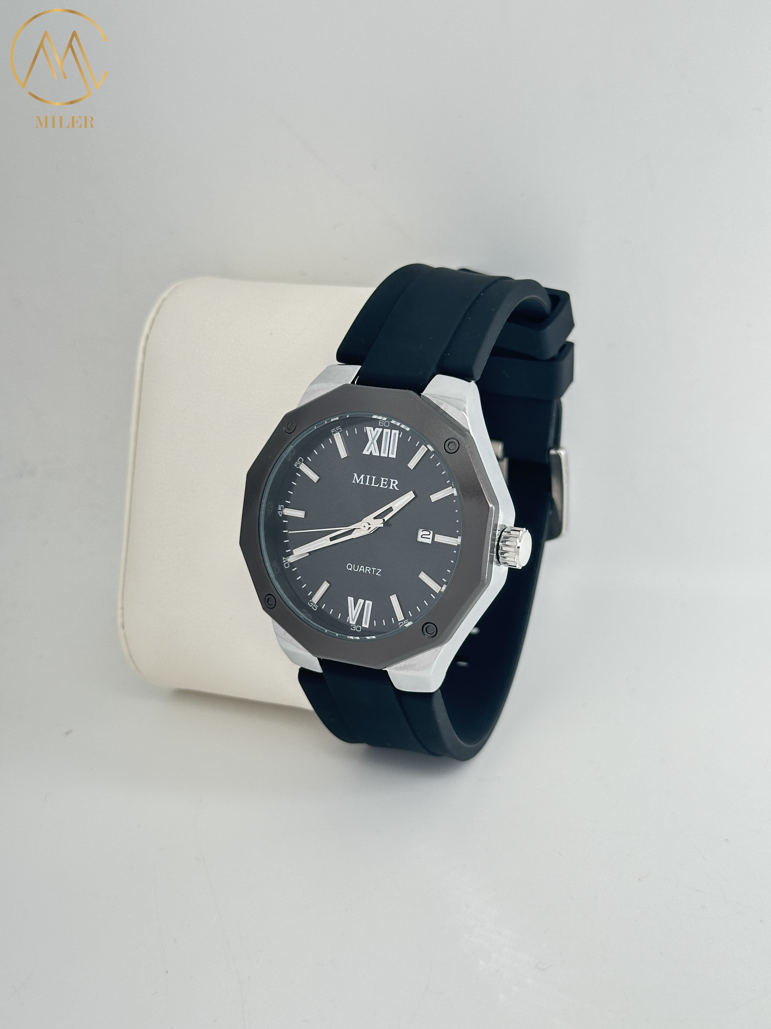Wholesale Sports Waterproof Quartz Watch with Silicone Strap