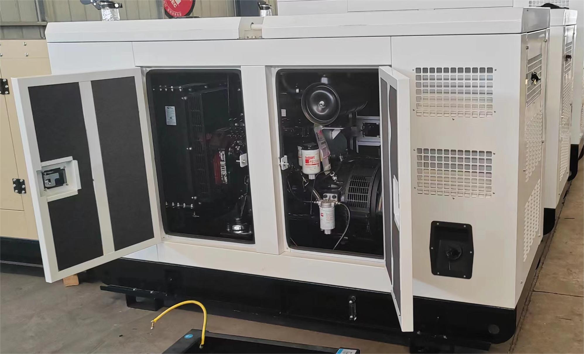 Portable 50KW Dongfeng Kangmingsi Diesel Generator Set with Sound Attenuated Enclosure