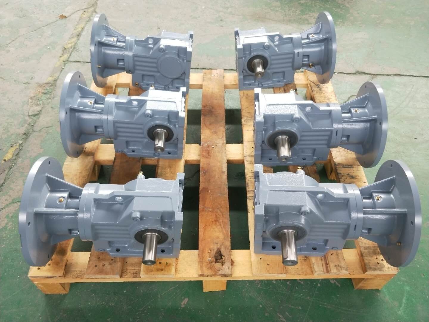 ODM Cycloidal Electric Bevel Helical Gear Reducer Gearbox Unit Right Angle