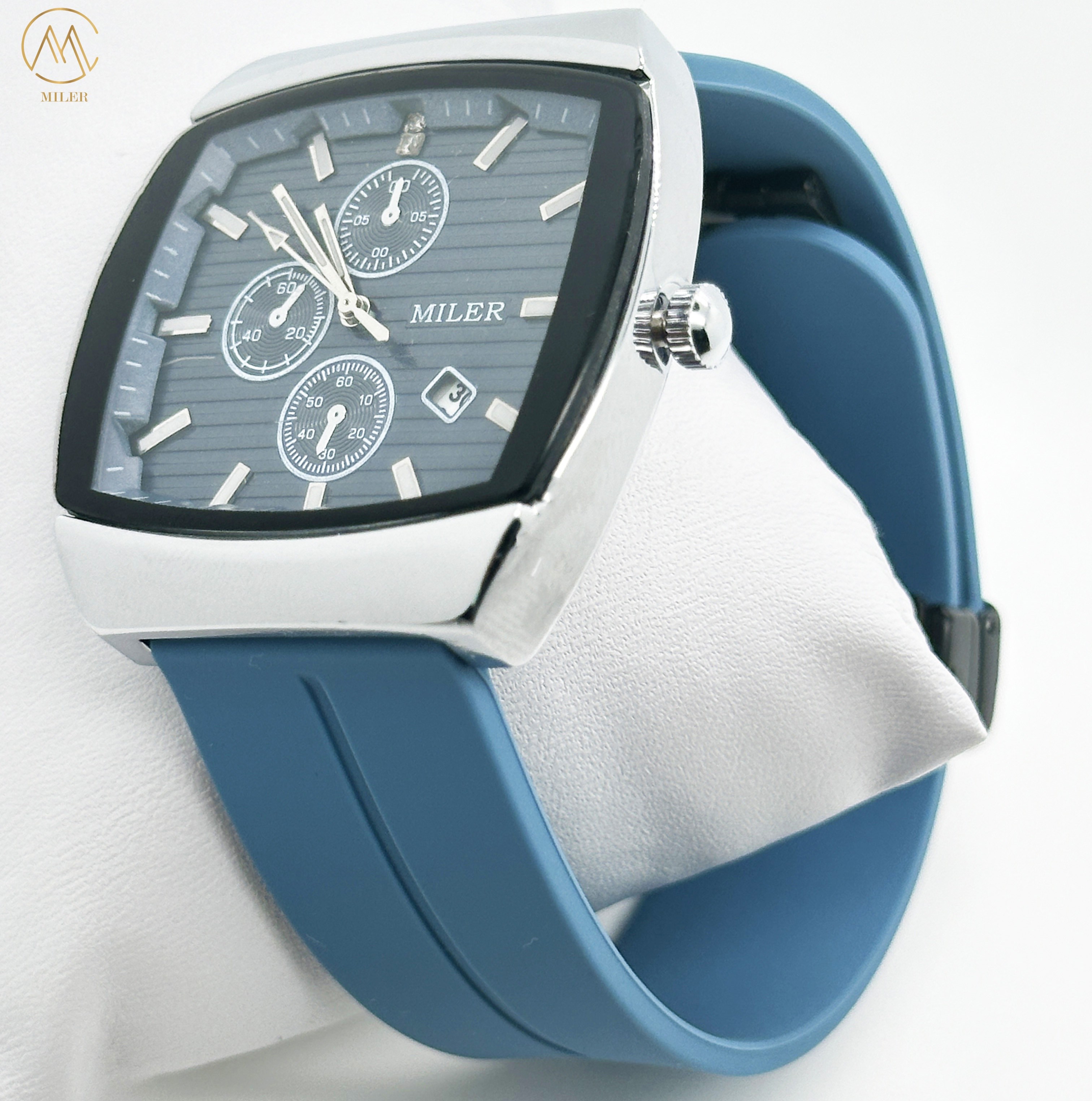 Durable Men's Quartz Wrist Watch Comfortable Luminous Quartz Watch