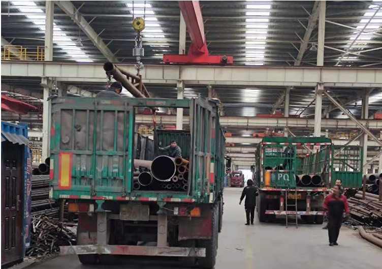 Anti Corrosion Seamless Steel Pipe Non Toxic Iron API SPEC 5CT Casing For Drilling