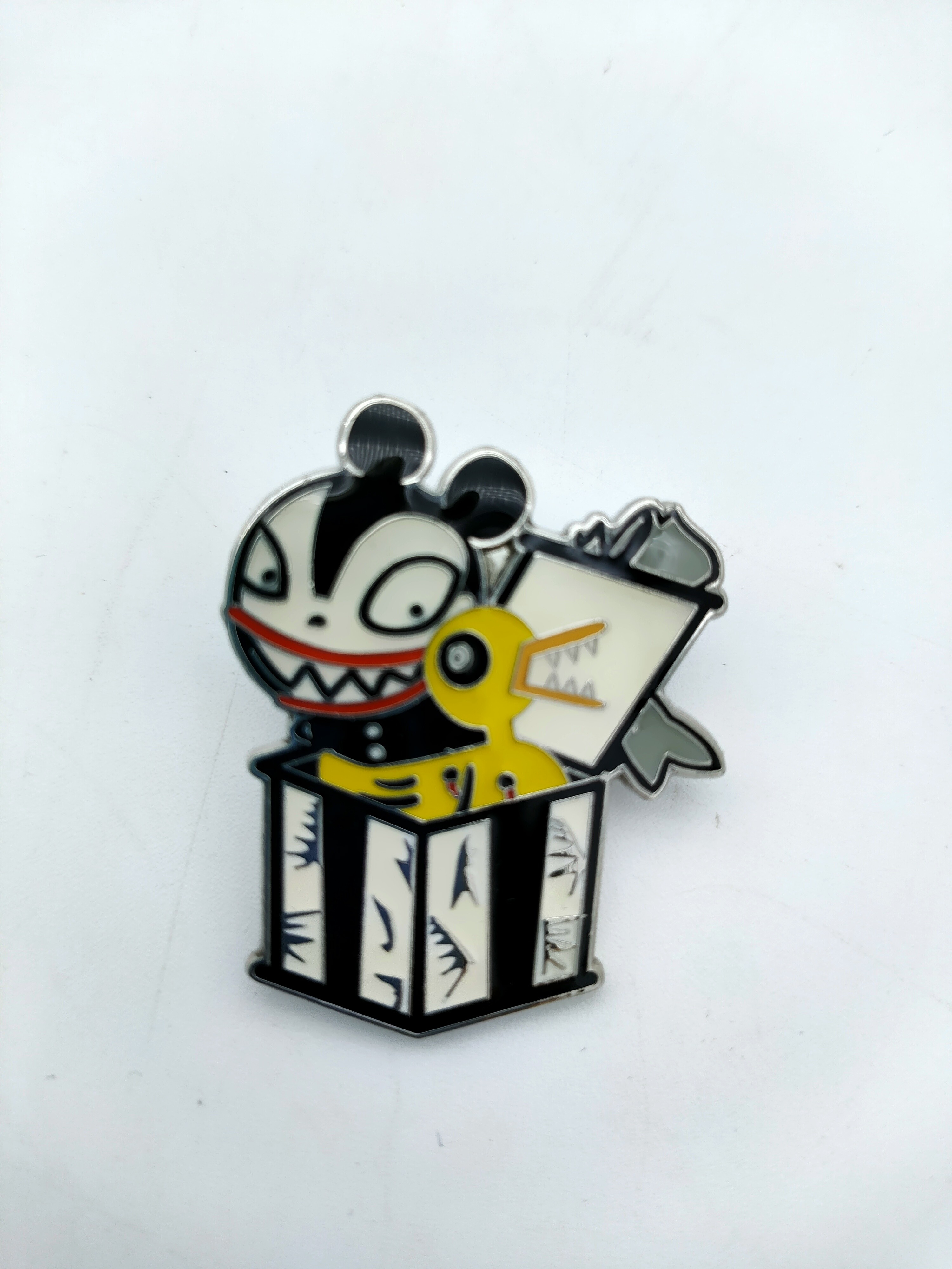 Small Zinc Alloy Costume Brooches And Pins Disney Mickey Themed