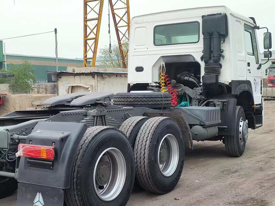 Sinotruk HOWO 6X4 10 Wheeler Tractor Trucks and Transport Trucks