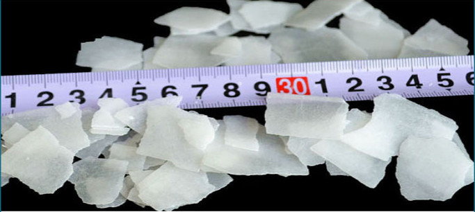 CAS 1310-73-2 Pharmaceutical Grade Sodium Hydroxide 99 % Caustic Soda Pearls