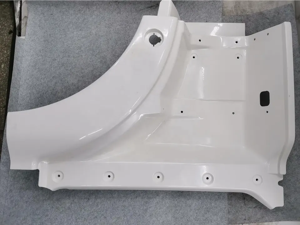 C7H G7H Wide Body Front Left Fender Low Position 812W61510-0828 SINOTRUK