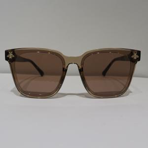 China Classic Brown Anti Glare Sunglasses Translucent Anti Reflective Coating wholesale