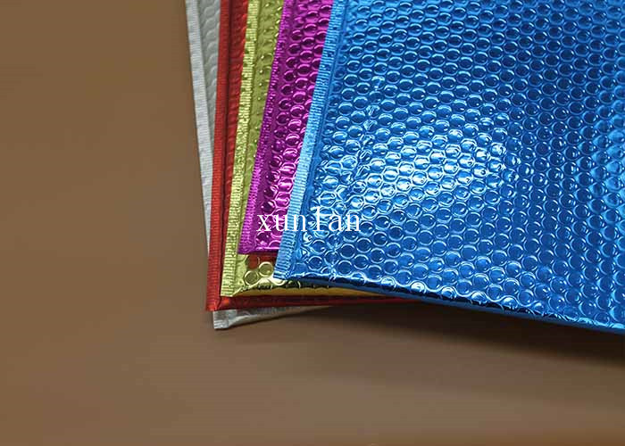 Colored A4 Bubble Wrap Envelopes Copperplate Printing With 2 Sealing Sides