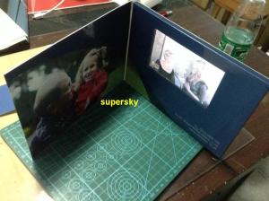 China Laser Cut LCD Invitation Card 4G Memory For Christmas / Advertising Gift wholesale