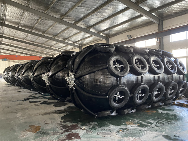 Ship To Ship Chain Tyre Net Pneumatic Yokohama Rubber Fender