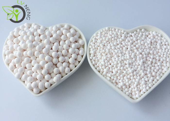 Mini White Activated Alumina Balls / Activated Alumina Beads Smooth Surface