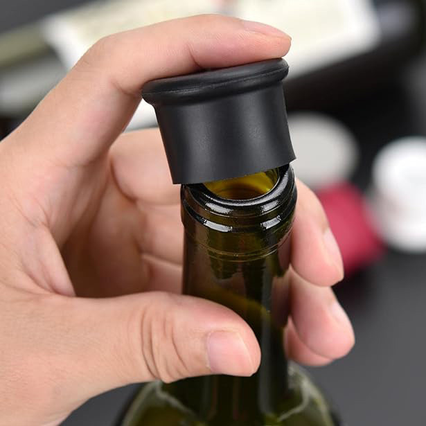 Silicone Wine Stoppers Reusable Beer Bottle Cover Wine Bottle Stopper Wine Saver Wine Gifts Sealer Covers Easy To Clean