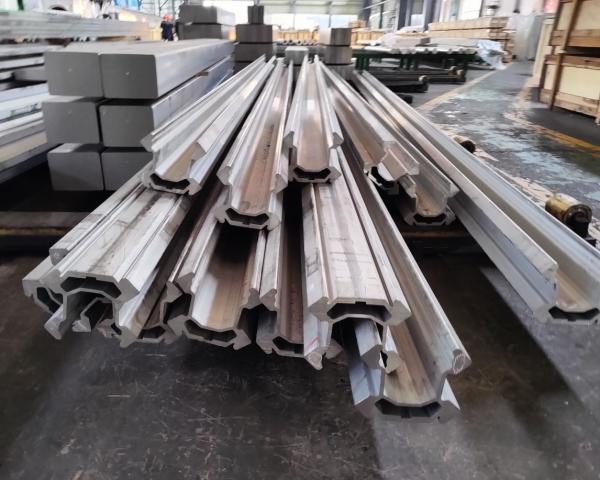 Mining Industry Usage atlas BMH2000 Feed Beam Profiles Aluminium Extruded