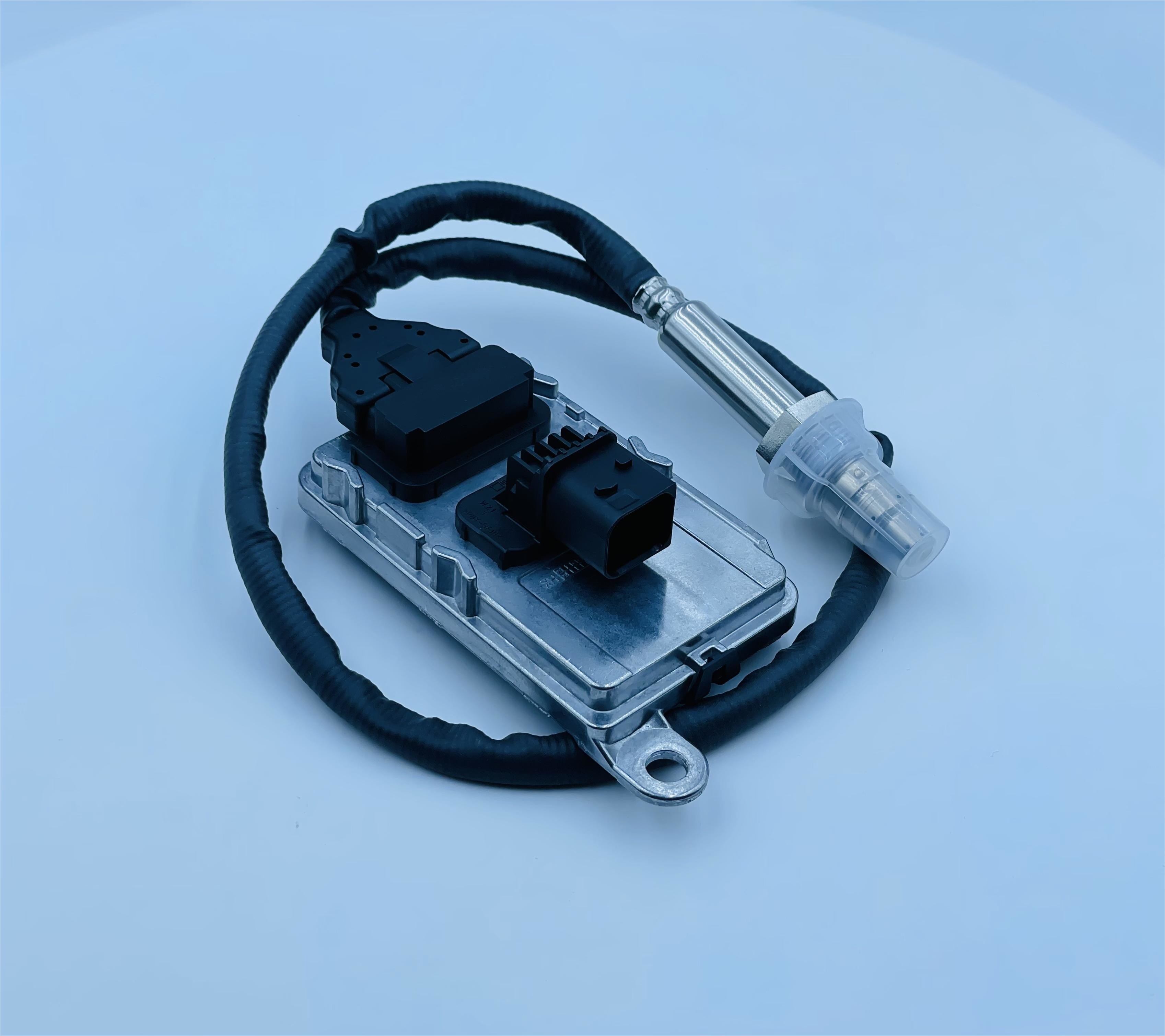 24V NOx Nitrogen Oxide Sensor For Cummins OEM 5WK96750