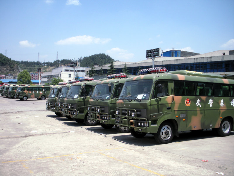 130HP Euro3 Dongfeng EQ6580PT Off-Road Prospecting Vehicle,Dongfeng Truck,Dongfeng Camions