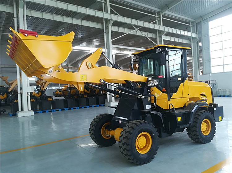 4 Wheels Drive 2 Ton SNSC Wheel Loader ZL928 Heavy Duty Loaders from SNSC for Industrial