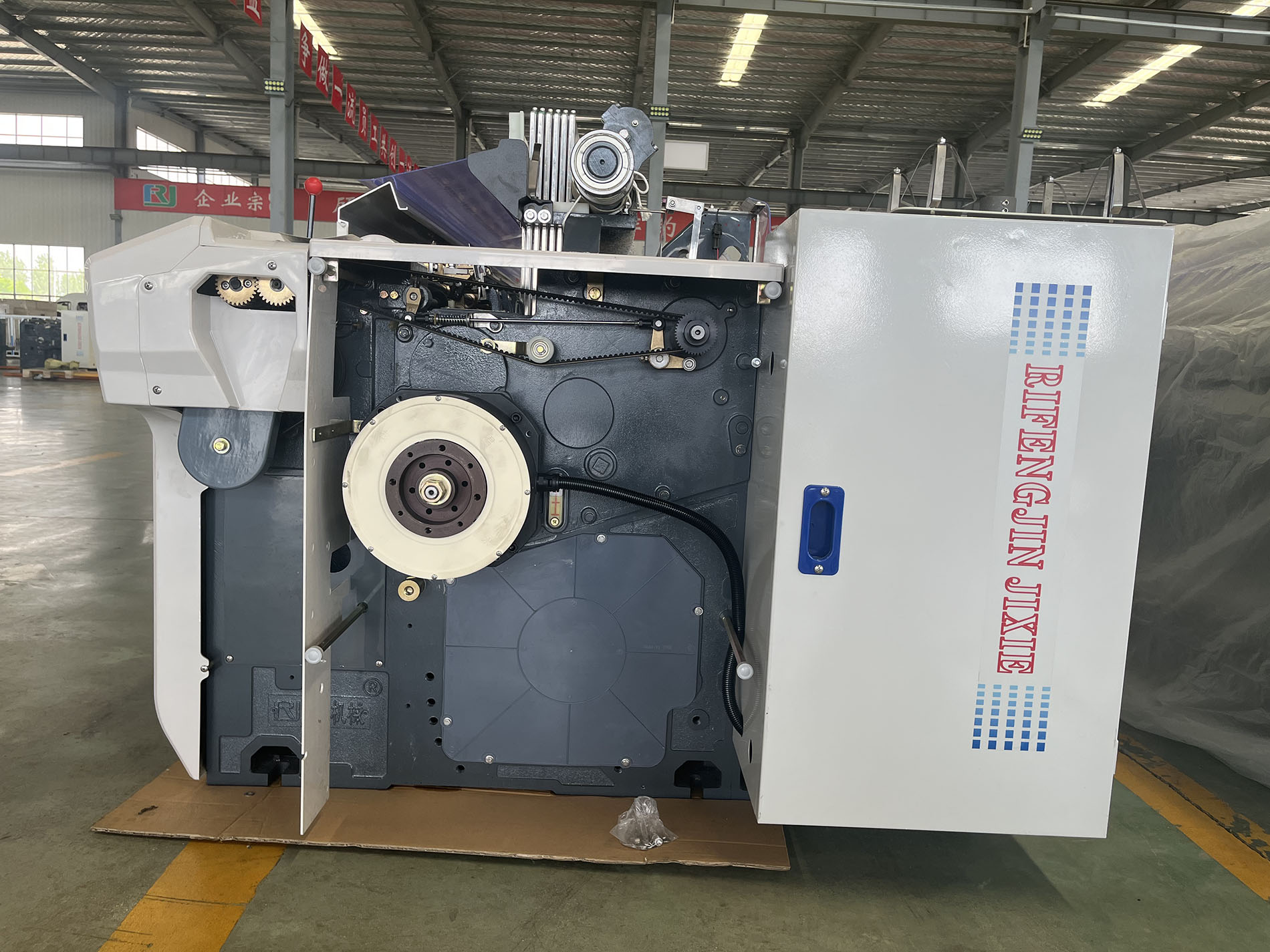 190cm Textile Air Jet Weaving Machine Single Nozzle Plain Shedding