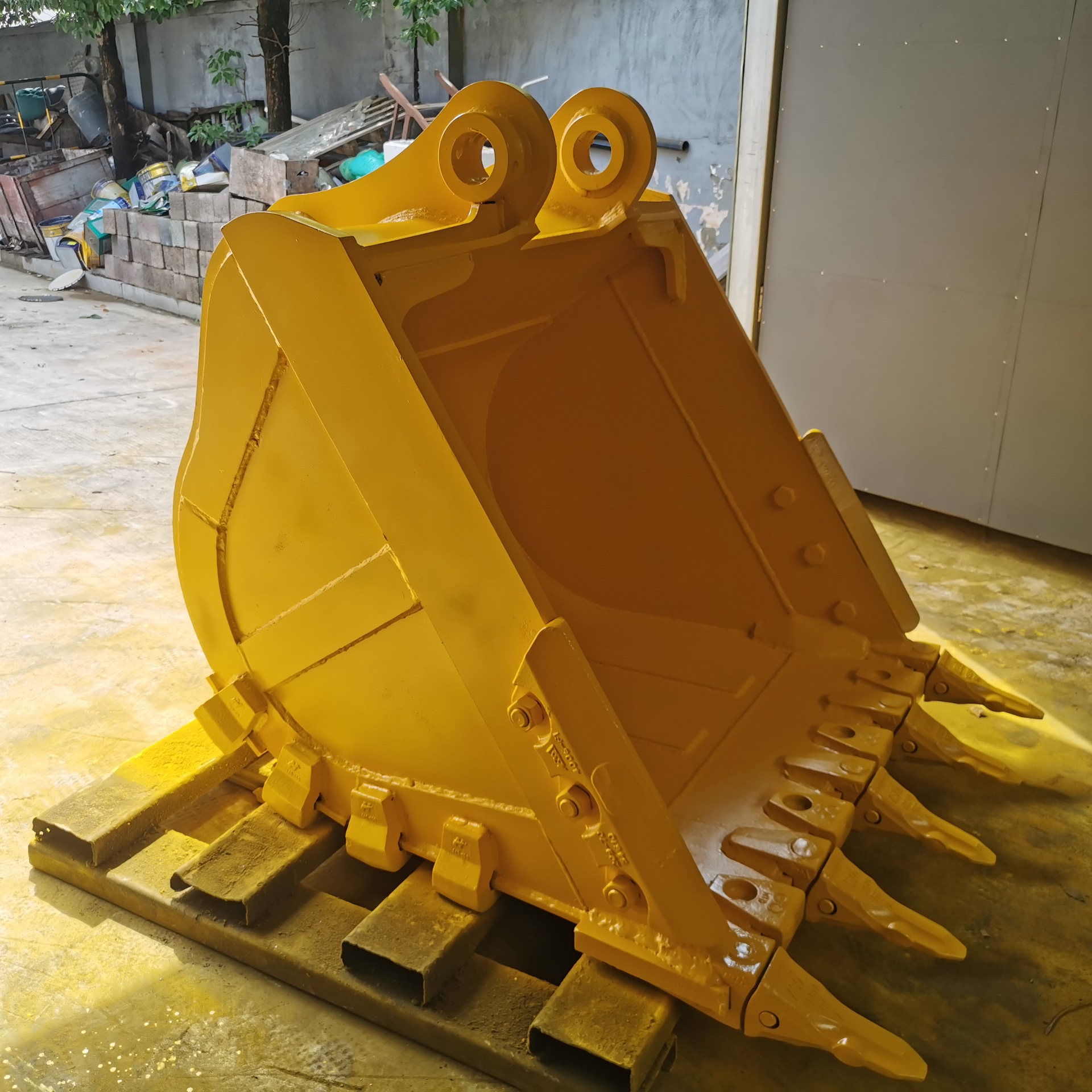 2 - 30 Ton Excavator Rock Bucket Thickening Excavator Ditching Bucket ISO9001