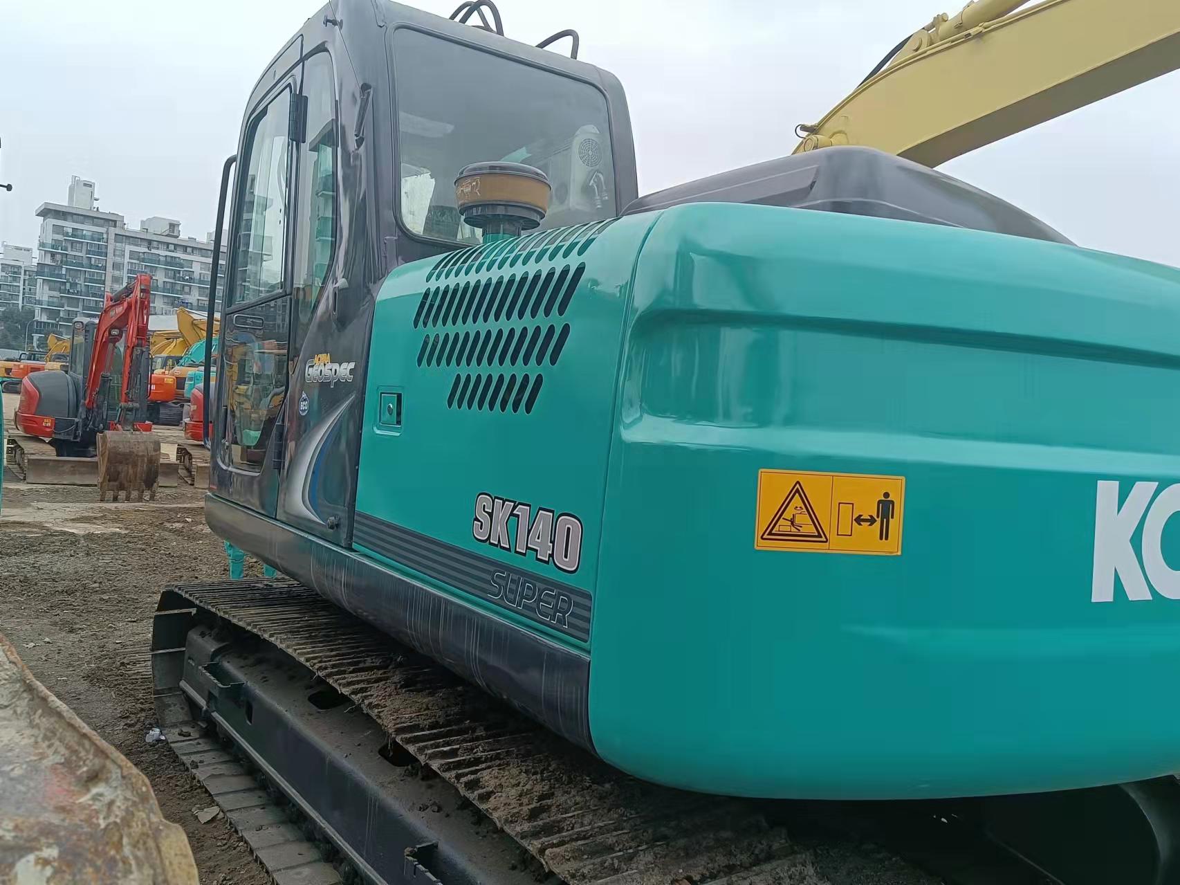 Low Hours Blue Custom Kobelco Excavator 14 Ton 0.57m3 Bucket Capacity