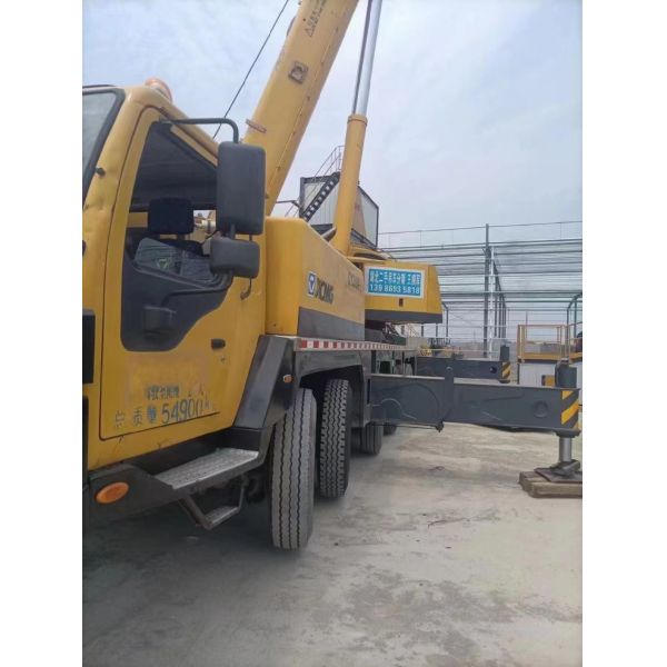 2012 Truck Crane Construction Machinery 130ton Terrian Mobile Crane Lifting Equipment