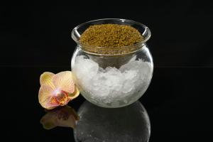 China Caviar sea food cooler glass server with high quality glass material and logo can be printed on bottom wholesale