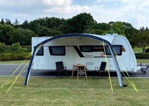 China 210D Oxford Inflatable Car Roof Awning Tent 400X250CM PU2000MM wholesale