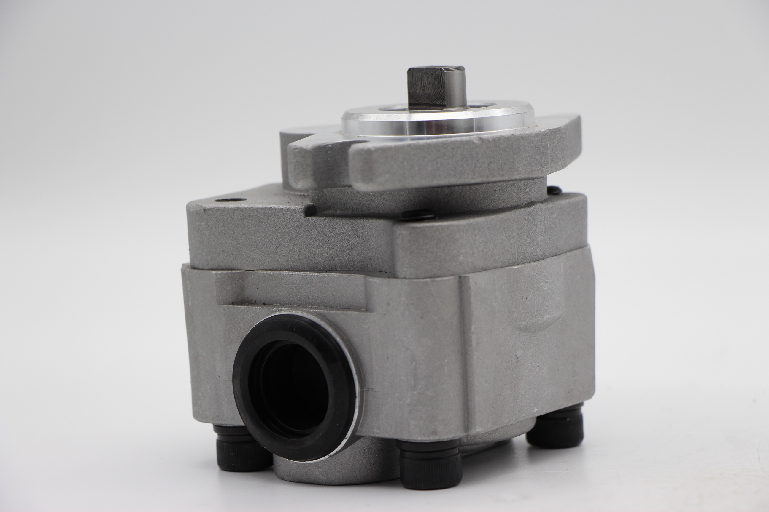 Hot sale good quality SBS80 E312C gear pump pilot pump charge pump for CAT excavator part