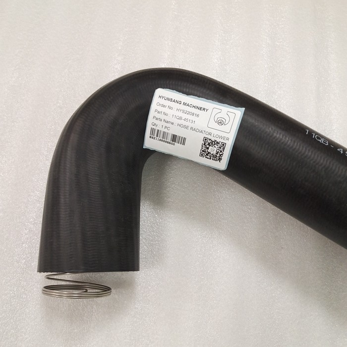 11QB-45131 Hose Radiator Lower Excavator Parts For R480LC-9S R520LC-9S