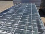 Anti Corrosion Stair Treads Steel Grating 200mm ISO9001 Approved