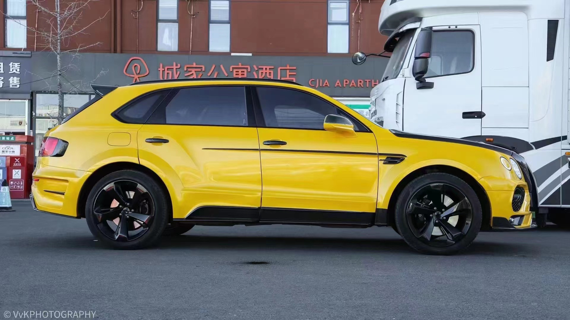 For Bentley Bentayga Carbon Fiber Body Kit Bentayga Upgraded MSY Style Front and Rear Bumper Spoiler Wide-body Kit