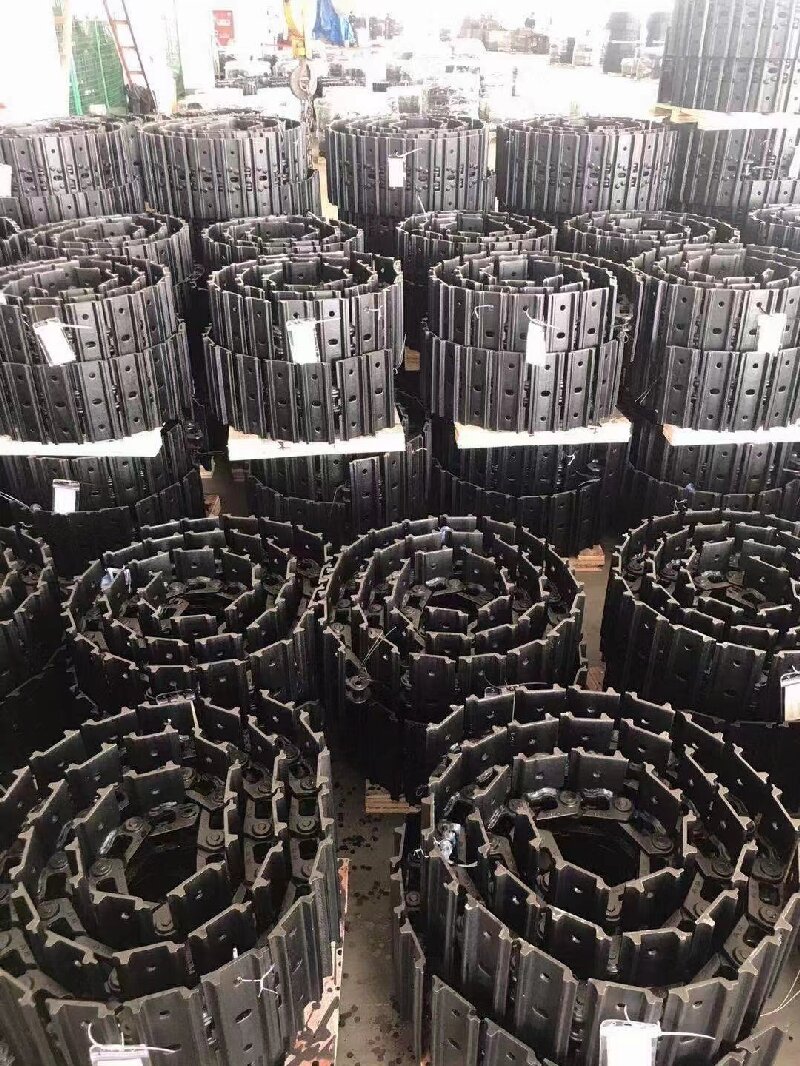 Excavator Undercarriage Part Track Chains with Shoe Assy